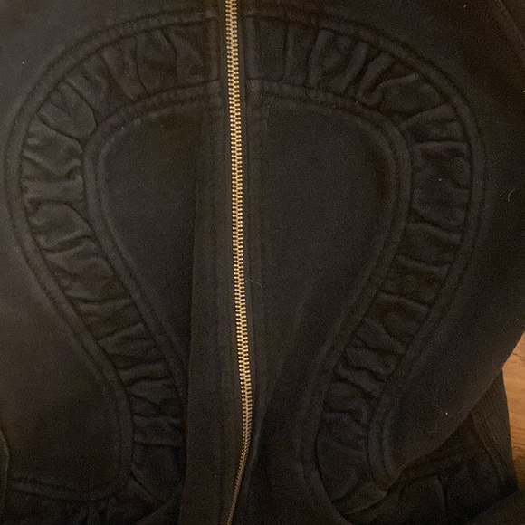Lululemon Cozy Cuddle Up Sweater/Jacket - Picture 2 of 5